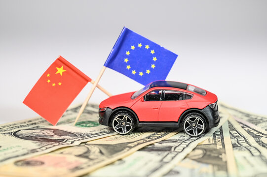 Dollars US USA Etats Unis auto voiture Chine europe