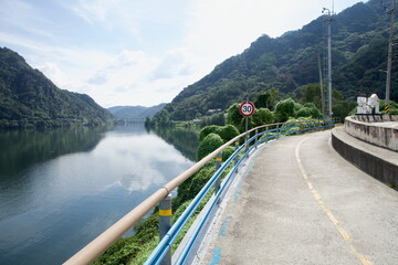 Railed Curve above the Lake