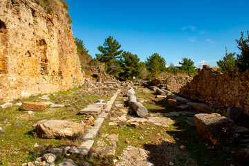 The ancient city of Syedra has located about 20 km. southeast of Alanya district of Antalya, on a mountainous area just west of the small coastal plain fed by the Sedre Stream. The city has developed 