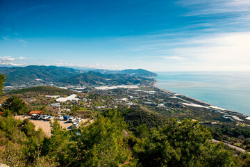 Obraz premium Alanya city view. View of Alanya city from the ancient city of Syedra