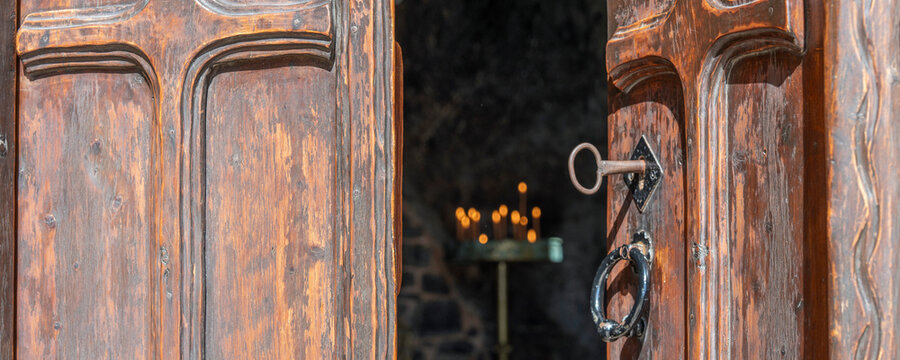 interior of famous Agios Nikolaos church