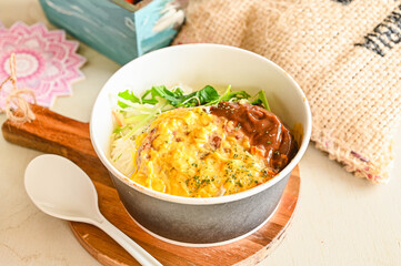 ロコモコ丼