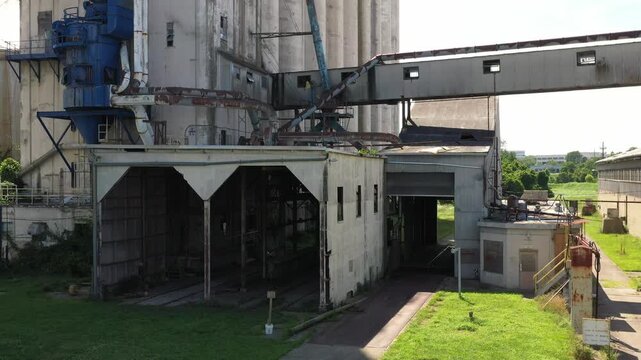 Cincinnati, United States - 02 August 2025: Aerial view of the weathered Grain Elevator contrasting against the bright sky near Sharon Rd, a captivating industrial scene.