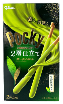 Pack of matcha flavor Pocky Biscuit Sticks