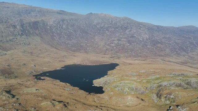 Pyg Track over Llyn Llydaw lake from a drone, Pen-y-Pass, mountain pass, Snowdonia, Gwynedd, north-west Wales, UK
