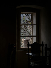 Ventana en una casa rural de la republica checa