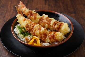おいしい海老天丼　和食