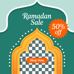 Naklejka premium An eye-catching Ramadan sale graphic featuring ornate designs, promoting discounts with vibrant colors, and capturing the essence of this significant cultural celebration.