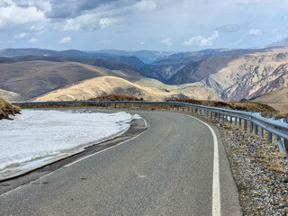 Jila-Su road, with a picturesque view of Elbrus