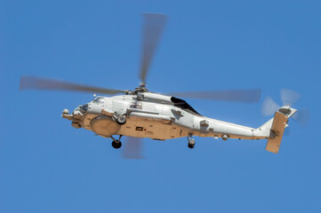 Helicóptero embarcado