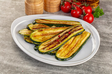 Grilled young zucchini for snack