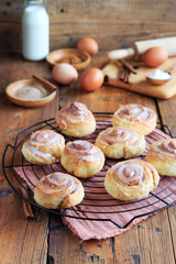 Cinnamon Rolls leckere fluffige zimtschnecken