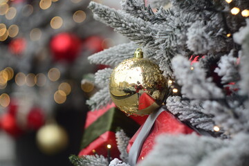 christmas tree decorations