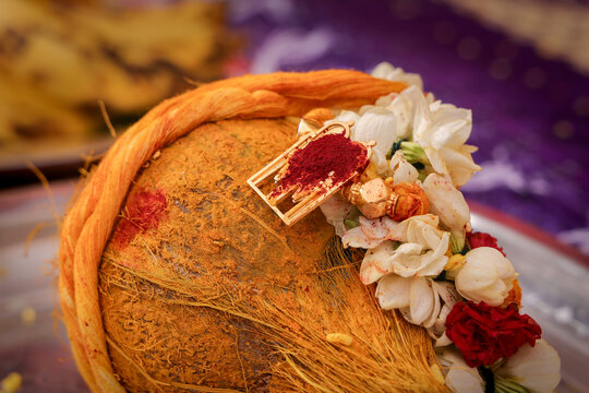Mangalyam Thaali with Turmeric Coconut and Floral Decor &ndash; 21-11-2025, Mayiladuthurai