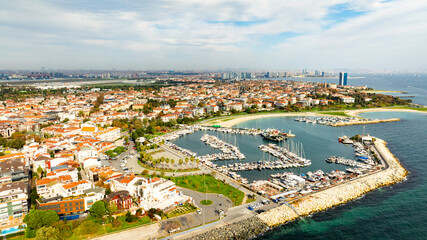 Obraz premium Yesilkoy Marina, Atakoy Istanbul Aerial View