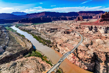 Hite Crossing Bridge is arch bridge