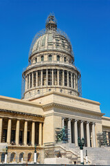 Obraz premium El Capitolio, National Capitol Building in Havana, Cuba