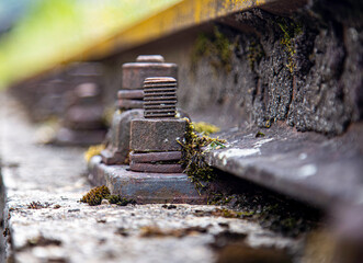 Details von Schienen Befestigungsschrauben.