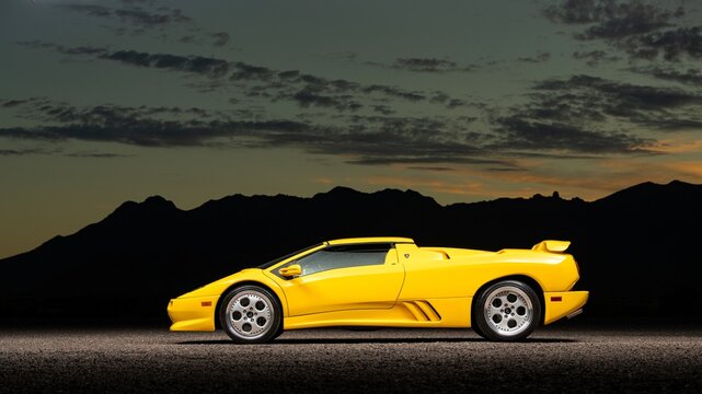 Scottsdale, AZ, USA
November 20, 2025
1999 Lamborghini Diablo VT Roadster 