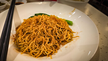 Wantan Noodle Dish with Vegetables