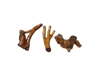 The white background in the picture is tree roots, branches, and stalks that have been painted brown for beauty. They are used as display materials, home decorations, or as natural decorative art.