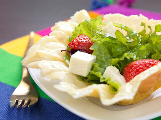 strawberry  and cheese salad