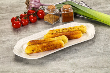 Crispy breaded mozarella cheese sticks