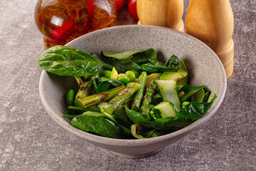 Vegetarian green salad with asparagus and avocado