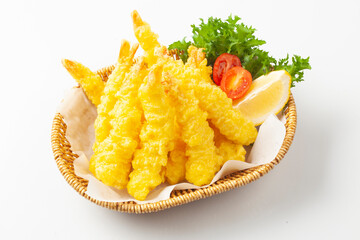 새우튀김은 새우를 통째로 기름에 튀긴 음식.
Shrimp tempura is a dish in which whole shrimp are fried in oil.

