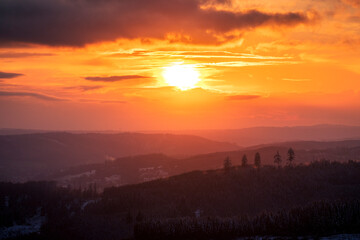 Sonnenuntergang im Winter