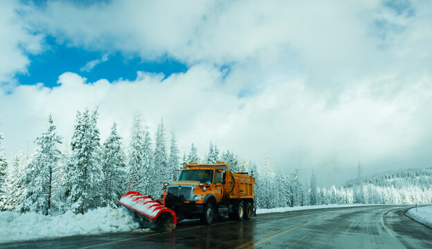Snow conditions in the end of May, on US Rt 26. State of Wyoming