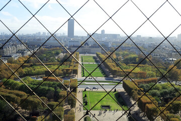 Aerial Geometry of Paris