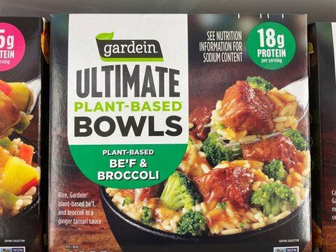 Grocery store Gardain ultimate plant based breakfast bowl beef broc