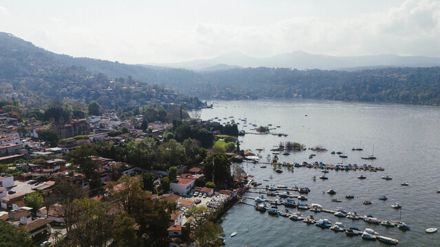 Presa Miguel Alem&aacute;n de Valle de Bravo del Sistema Cutzamala 