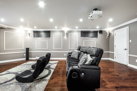 Exterior and interior of a modern Canad house with backyard, driveway, and complete living spaces. Includes living room, kitchen, bedrooms, bathrooms, hallways and basement