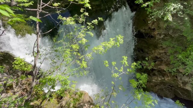 Significant landscape &bdquo;River Krčić&ldquo; (Knin, Croatia) - Bedeutende Landschaft &bdquo;Fluss Krcic&ldquo; (Knin, Kroatien) - Značajni krajobraz &bdquo;Rijeka Krčić&ldquo; (Knin, Hrvatska)