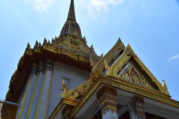 Fototapeta premium タイバンコクのワット・トライミット（黄金寺院）