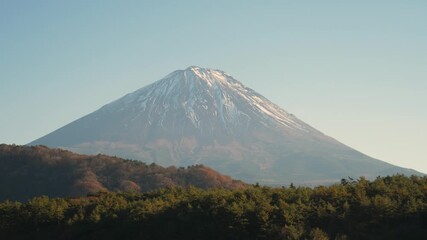 西湖から望む富士山 ― 静寂の湖面に映る日本の象徴