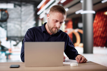 Virtual Specialist Writer Attending Online Computer Course Webinar