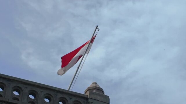 the appearance of the red and white flag at Lawang Sewu