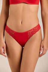 Fashion Lingerie Panties Bra White Nude Black Red Colored Clothes Shorts Pants Legs Detail Inspiration Outfit Look Style Studio Lookbook Still Product Bedroom Scenario