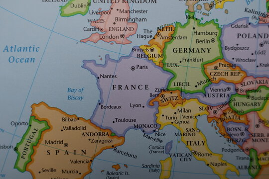 Western Europe Political Map: United Kingdom, France, Germany and Benelux Borders. Geography of Atlantic Coast and English Channel Region on Educational Atlas