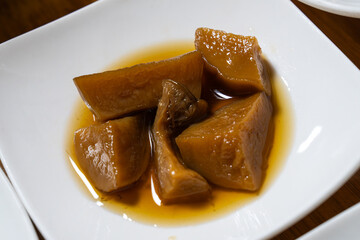 potato and mushroom braised with soy sauce