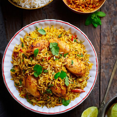 Delicious Thai fried rice dishes with shrimp, chicken, and green vegetables
