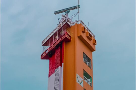 The fourth lighthouses named as Chennai Lighthouse or Madras Lighthouse, which face the Bay of Bengal on the east coast of the Indian Subcontinent in Chennai, India. சென்னை கலங்கரை விளக்கம் in tamil.