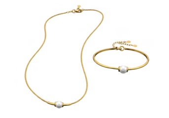 Elegant gold necklace and bracelet set with single pearl accent isolated on transparent background