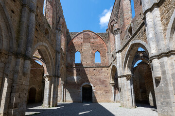Naklejka premium Abbazia di San Galgano roofless nave - Chiusdino, Italy