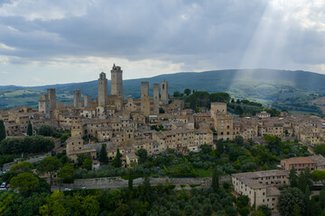 Obraz premium Medieval tower skyline of San Gimignano - San Gimignano, Italy