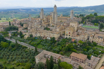 Obraz premium Medieval tower skyline of San Gimignano - San Gimignano, Italy