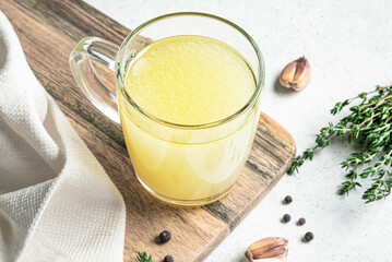 Hot healing bouillon (chicken bone broth)